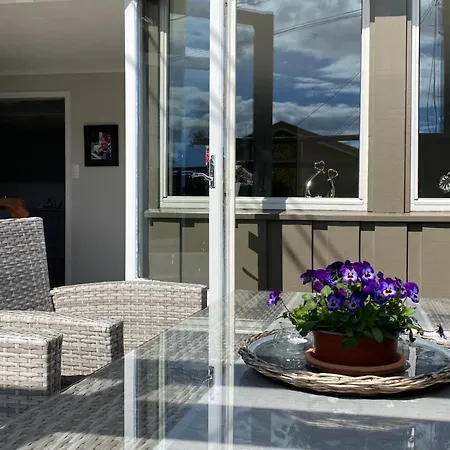 Vakantiehuis Privat Hjem I Grimstad - Naer Arendalsuka 2025 Og Dyreparken Grimstad (Aust-Agder)